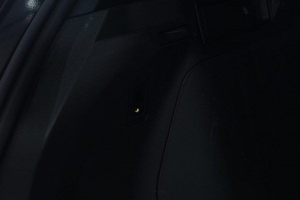 Volkswagen Tiguan 1.4 TSI eHybrid R-Line *Pano*Camera*Trekhaak*Black Style*