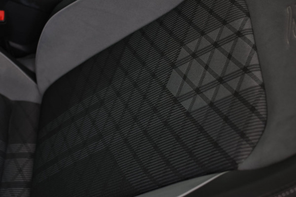 Volkswagen Tiguan 1.4 TSI eHybrid R-Line *Pano*Camera*Trekhaak*Black Style*