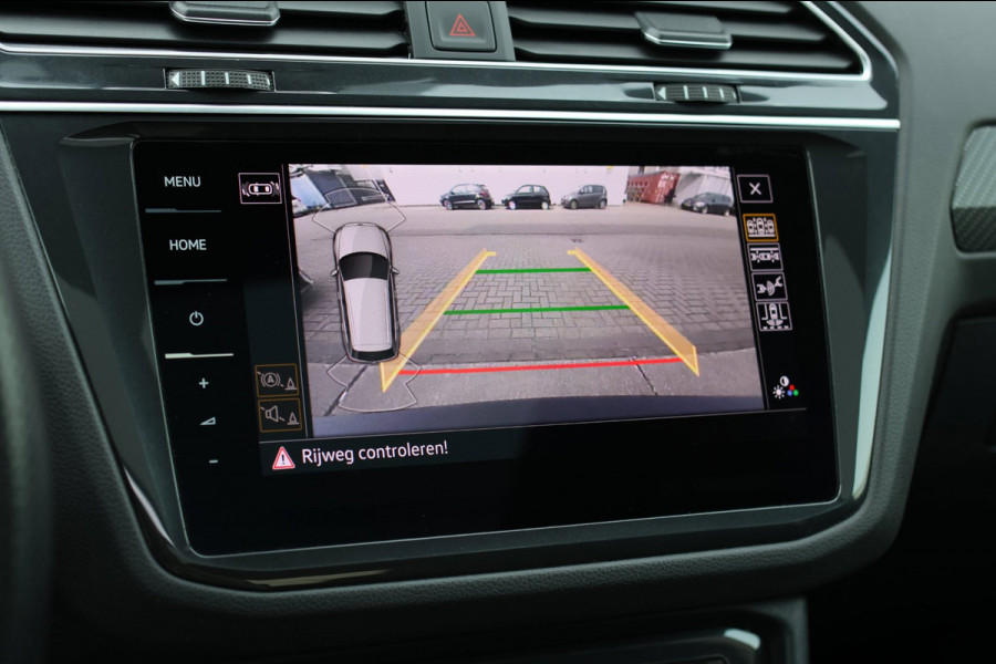 Volkswagen Tiguan 1.4 TSI eHybrid R-Line *Pano*Camera*Trekhaak*Black Style*