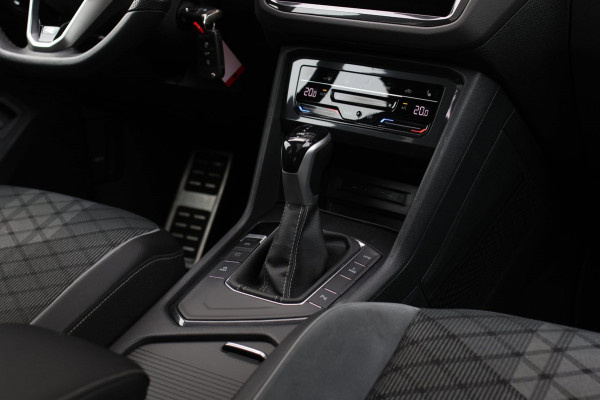 Volkswagen Tiguan 1.4 TSI eHybrid R-Line *Pano*Camera*Trekhaak*Black Style*