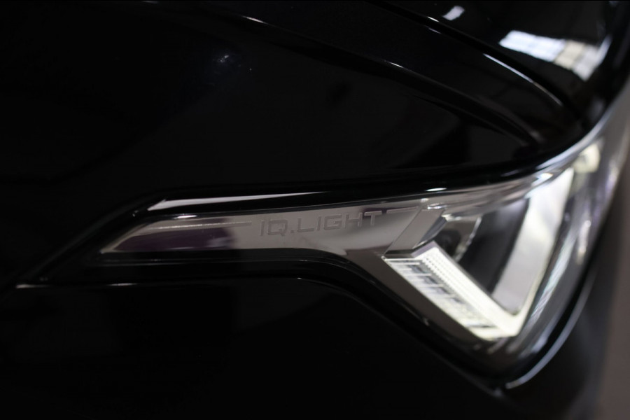 Volkswagen Tiguan 1.4 TSI eHybrid R-Line *Pano*Camera*Trekhaak*Black Style*