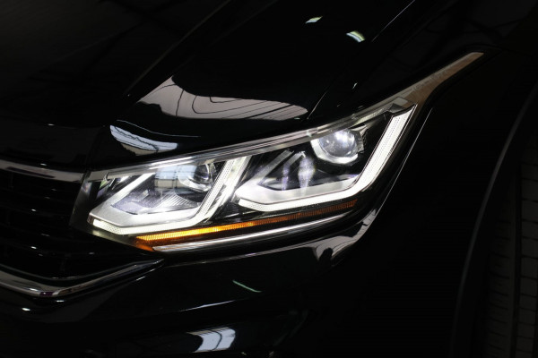 Volkswagen Tiguan 1.4 TSI eHybrid R-Line *Pano*Camera*Trekhaak*Black Style*