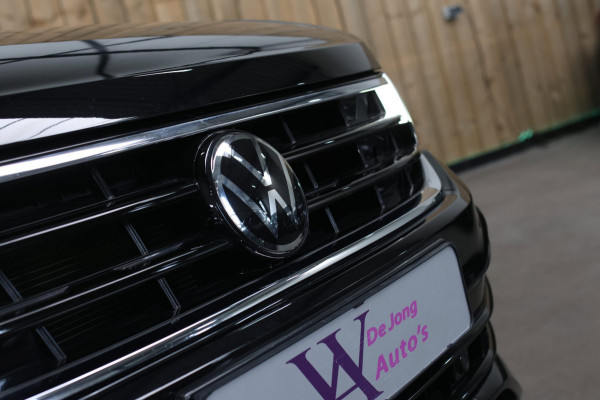 Volkswagen Tiguan 1.4 TSI eHybrid R-Line *Pano*Camera*Trekhaak*Black Style*