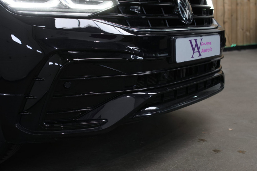 Volkswagen Tiguan 1.4 TSI eHybrid R-Line *Pano*Camera*Trekhaak*Black Style*