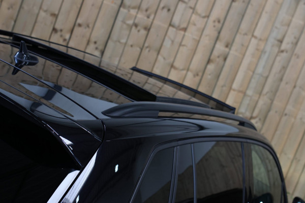 Volkswagen Tiguan 1.4 TSI eHybrid R-Line *Pano*Camera*Trekhaak*Black Style*