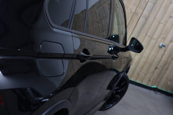 Volkswagen Tiguan 1.4 TSI eHybrid R-Line *Pano*Camera*Trekhaak*Black Style*