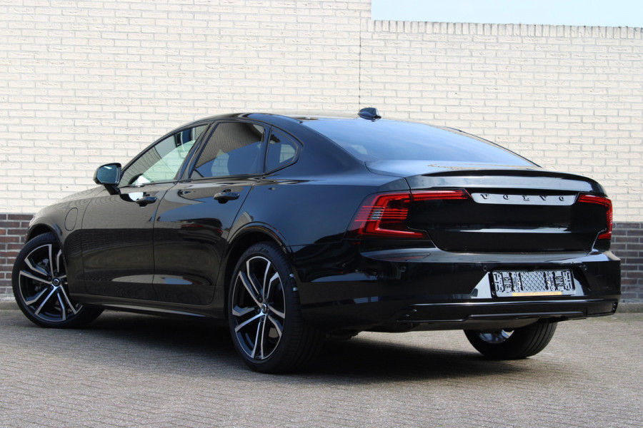 Volvo S90 2.0 T8 AWD Plus Dark | Schuifdak | Luchtvering | Long Range | Leder