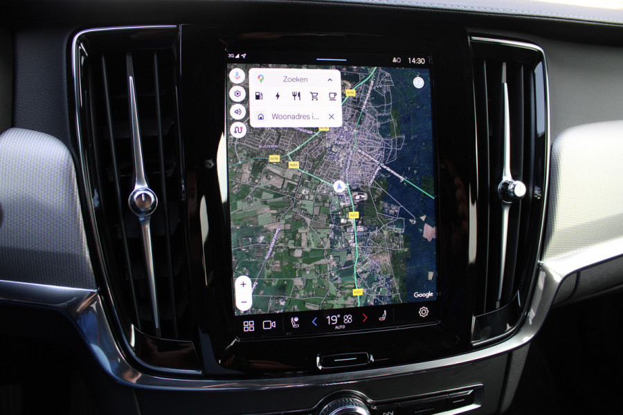 Volvo S90 2.0 T8 AWD Plus Dark | Schuifdak | Luchtvering | Long Range | Leder