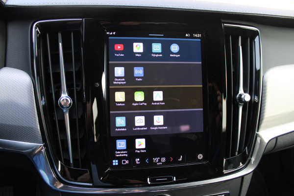 Volvo S90 2.0 T8 AWD Plus Dark | Schuifdak | Luchtvering | Long Range | Leder