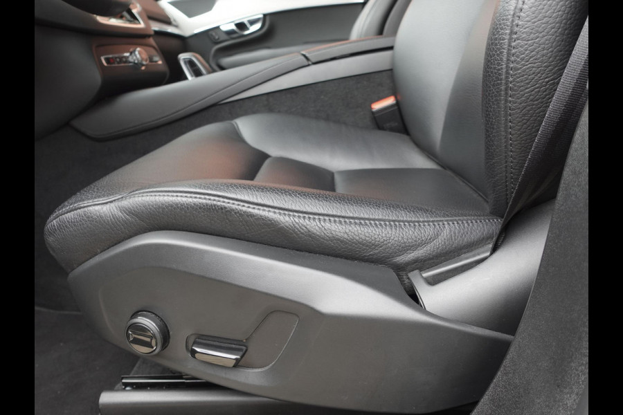 Volvo XC90 2.0 T8 Recharge AWD Inscription Expression 7-Pers | Leder | Navigatie | Adaptive Cruise Control | 19" Lichtmetalen Velgen | PDC V+A | Climate Control | Camera