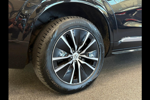 Volvo XC90 2.0 T8 Recharge AWD Inscription Expression 7-Pers | Leder | Navigatie | Adaptive Cruise Control | 19" Lichtmetalen Velgen | PDC V+A | Climate Control | Camera