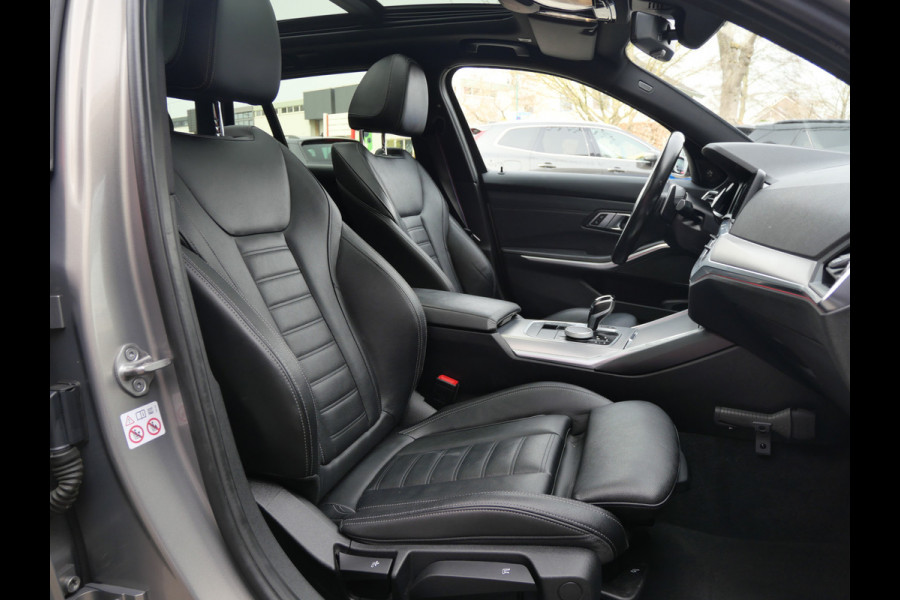 BMW 3 Serie Touring 330i HIGH EXECUTIVE | M-SPORT | PANO | H/K | LASER | TREKHAAK | 1e EIGENAAR!!
