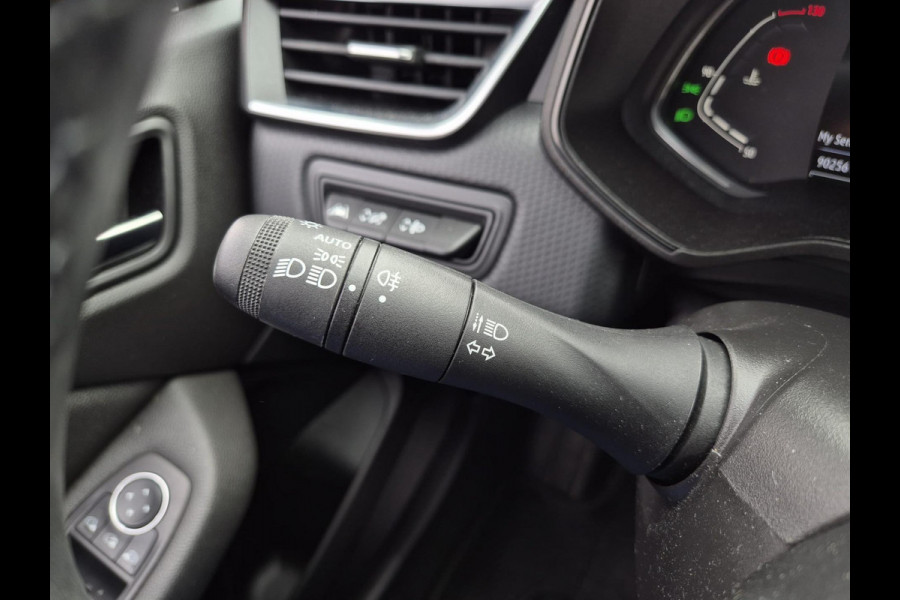 Renault Clio 1.0 TCe Intens | Achteruitrijcamera | PDC voor/achter | Led koplampen | 17'' velgen |