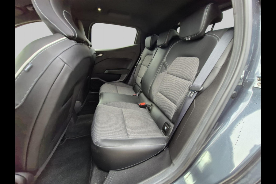 Renault Clio 1.0 TCe Intens | Achteruitrijcamera | PDC voor/achter | Led koplampen | 17'' velgen |