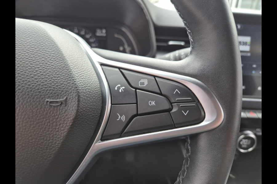 Renault Clio 1.0 TCe Intens | Achteruitrijcamera | PDC voor/achter | Led koplampen | 17'' velgen |