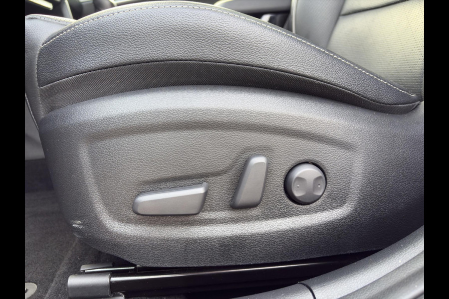 Kia Xceed 1.5 T-GDI MHEV ExecutiveLine Stoelverkoeling & Verwarming | Leder | Pano | Elektrische Geheugenstoelen | Navi | Camer| Cruise |