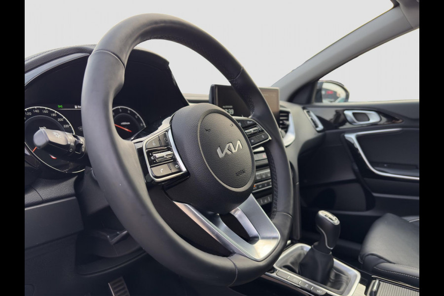 Kia Xceed 1.5 T-GDI MHEV ExecutiveLine Stoelverkoeling & Verwarming | Leder | Pano | Elektrische Geheugenstoelen | Navi | Camer| Cruise |