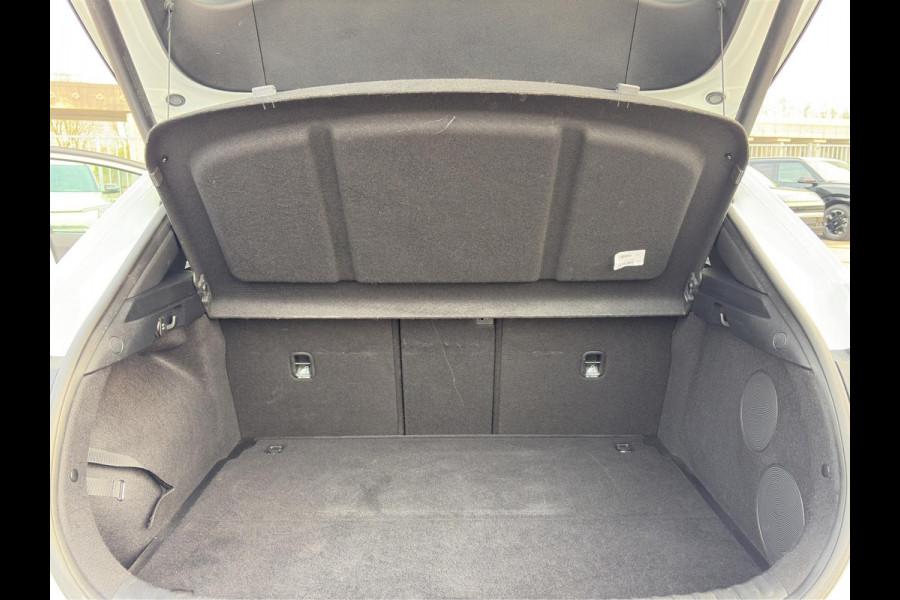 Kia Xceed 1.5 T-GDI MHEV ExecutiveLine Stoelverkoeling & Verwarming | Leder | Pano | Elektrische Geheugenstoelen | Navi | Camer| Cruise |