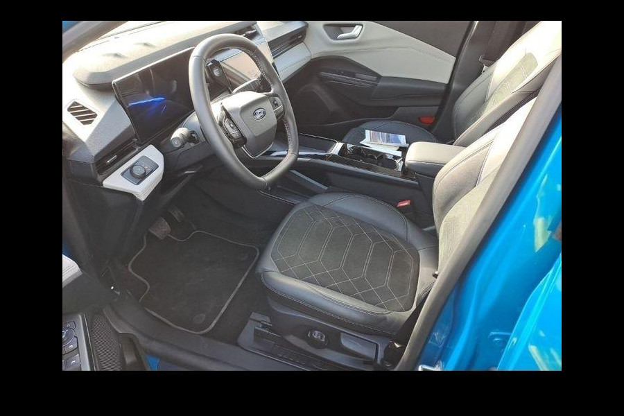 Ford Puma Gen-E Premium 44 kWh 168pk | Adaptieve Cruise | Panoramadak | Winterpack | Elektrische Achterklep | Matrix LED