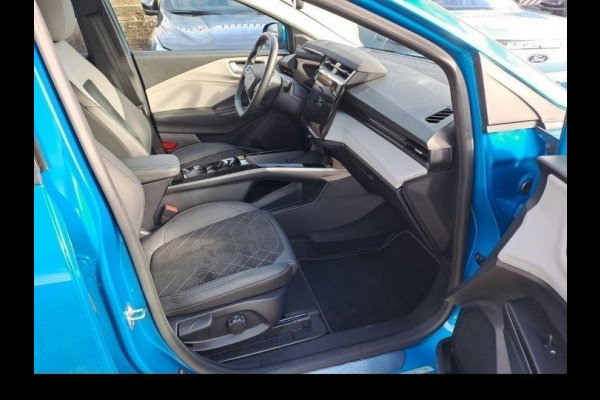 Ford Puma Gen-E Premium 44 kWh 168pk | Adaptieve Cruise | Panoramadak | Winterpack | Elektrische Achterklep | Matrix LED