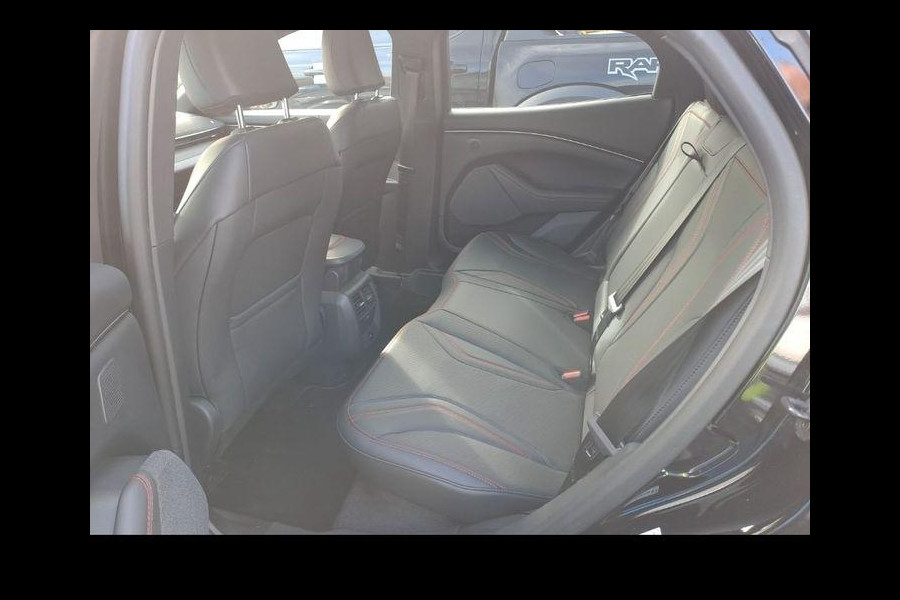 Ford Mustang Mach-E Premium AWD 75 kWh 315pk | Panoramadak | Winter Pack | Achteruitrijcamera | Elektrische Achterklep |