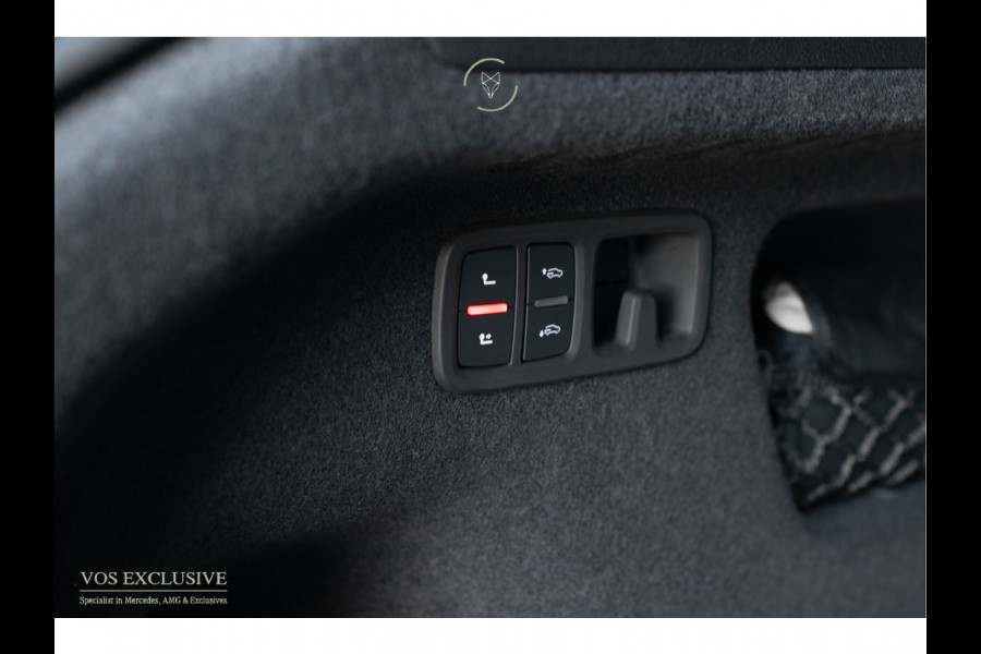 Audi Q8 4.0 TFSI RS Q8 Quattro 23'' Vossen|Ceramic|Carbon|Aeropakket|B&O 3D|RS Dynamic|4-wielsturing|ACC|HUD|Keyless|Trekhaak|Softclose