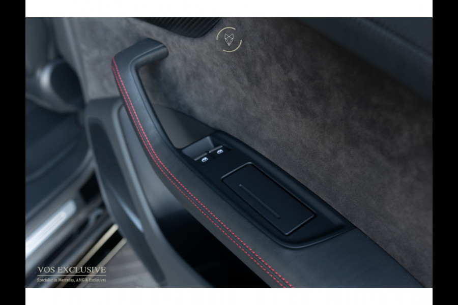 Audi Q8 4.0 TFSI RS Q8 Quattro 23'' Vossen|Ceramic|Carbon|Aeropakket|B&O 3D|RS Dynamic|4-wielsturing|ACC|HUD|Keyless|Trekhaak|Softclose