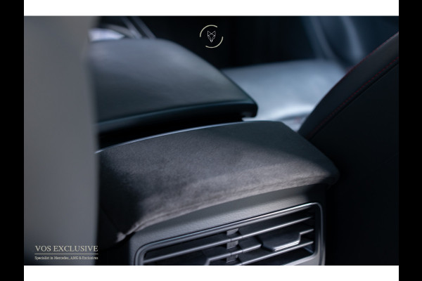 Audi Q8 4.0 TFSI RS Q8 Quattro 23'' Vossen|Ceramic|Carbon|Aeropakket|B&O 3D|RS Dynamic|4-wielsturing|ACC|HUD|Keyless|Trekhaak|Softclose