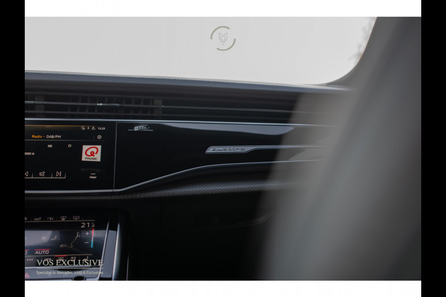 Audi Q8 4.0 TFSI RS Q8 Quattro 23'' Vossen|Ceramic|Carbon|Aeropakket|B&O 3D|RS Dynamic|4-wielsturing|ACC|HUD|Keyless|Trekhaak|Softclose