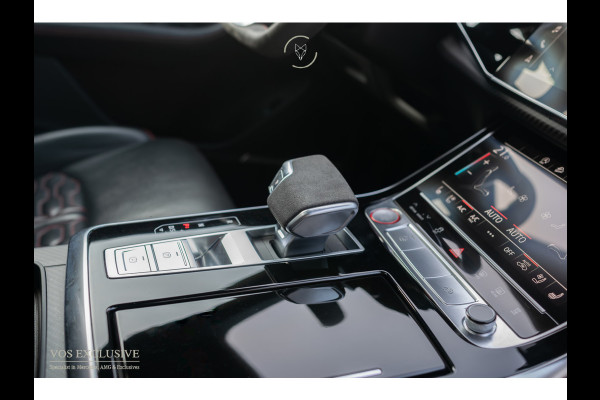 Audi Q8 4.0 TFSI RS Q8 Quattro 23'' Vossen|Ceramic|Carbon|Aeropakket|B&O 3D|RS Dynamic|4-wielsturing|ACC|HUD|Keyless|Trekhaak|Softclose