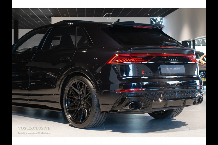 Audi Q8 4.0 TFSI RS Q8 Quattro 23'' Vossen|Ceramic|Carbon|Aeropakket|B&O 3D|RS Dynamic|4-wielsturing|ACC|HUD|Keyless|Trekhaak|Softclose