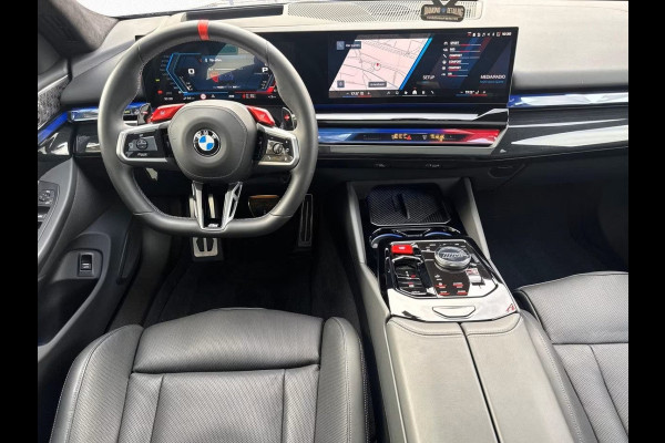 BMW 5 Serie Touring M5 ** M-DRIVER PACK (305 km/h), B&W, PANO, TREKH, MERINO LEDER, 20/21 INCH LMV ** 1e EIG - UNFALLFREI - Ex BMW AG ** ** INFORMEER OOK NAAR ONZE AANTREKKELIJKE FINANCIAL-LEASE TARIEVEN **