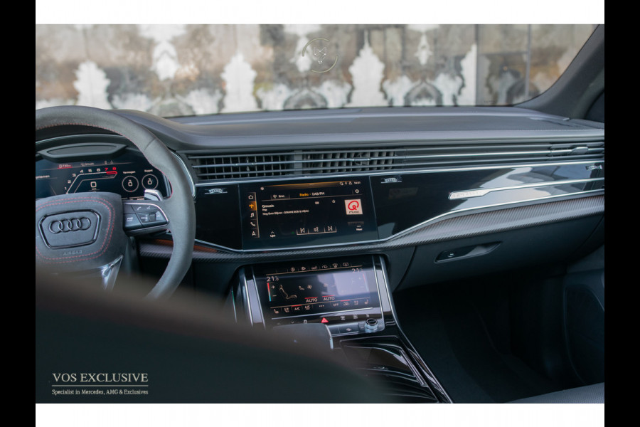 Audi RSQ8 4.0 TFSI Quattro 23'' Vossen|Ceramic|Carbon|Aeropakket|B&O 3D|RS Dynamic|4-wielsturing|ACC|HUD|Keyless|Trekhaak|Softclose