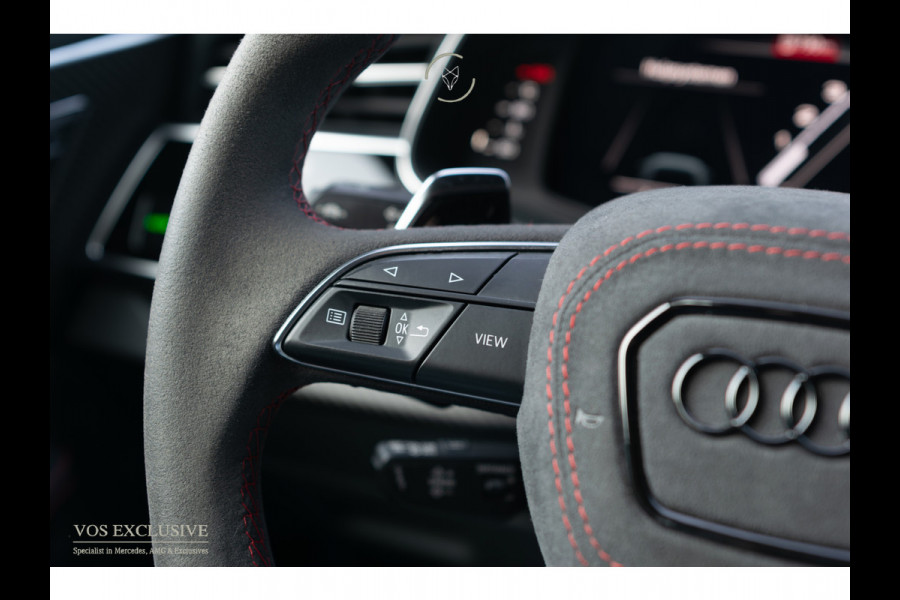 Audi RSQ8 4.0 TFSI Quattro 23'' Vossen|Ceramic|Carbon|Aeropakket|B&O 3D|RS Dynamic|4-wielsturing|ACC|HUD|Keyless|Trekhaak|Softclose