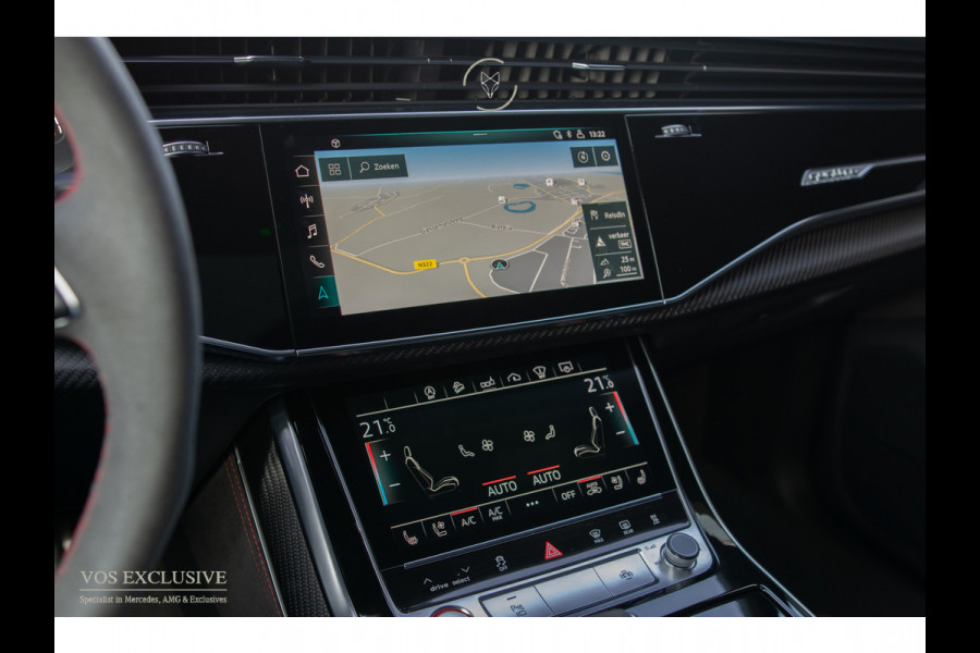 Audi RSQ8 4.0 TFSI Quattro 23'' Vossen|Ceramic|Carbon|Aeropakket|B&O 3D|RS Dynamic|4-wielsturing|ACC|HUD|Keyless|Trekhaak|Softclose