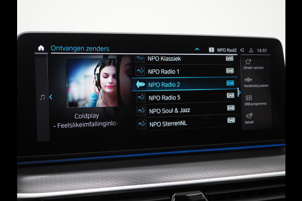 BMW 5 Serie Touring 530e xDrive M Sport | Harman/Kardon | LaserLED | Adaptive Cruise | Sportstuur | Keyless | Camera | Carplay