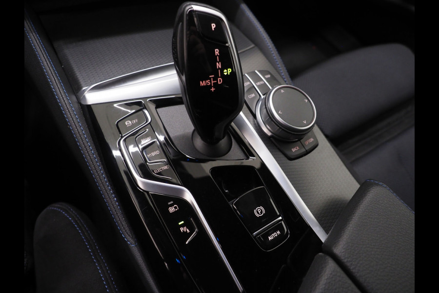 BMW 5 Serie Touring 530e xDrive M Sport | Harman/Kardon | LaserLED | Adaptive Cruise | Sportstuur | Keyless | Camera | Carplay