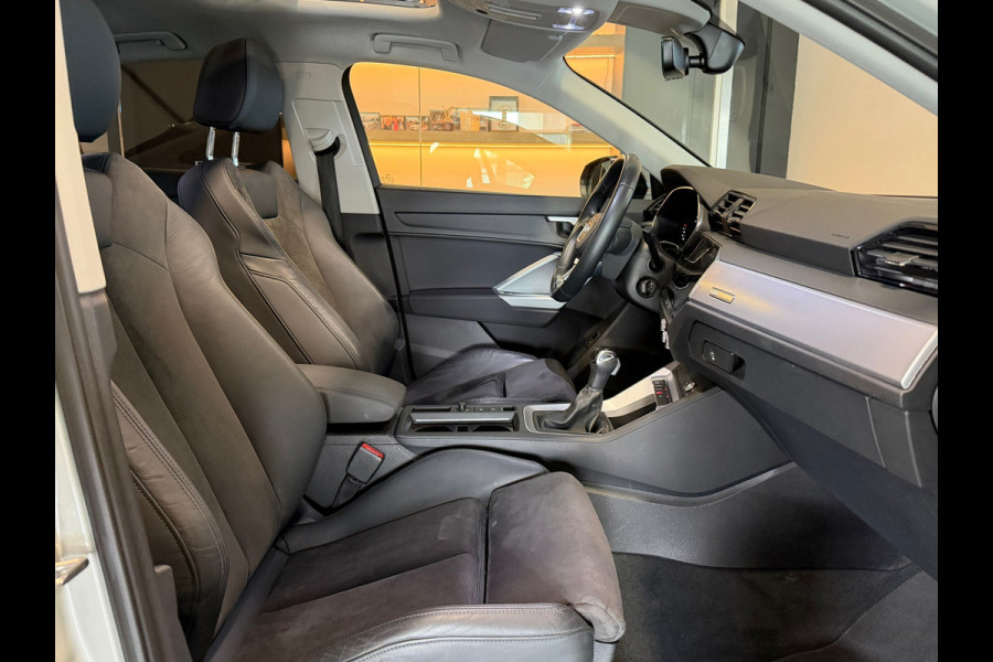 Audi Q3 Sportback 35 TFSI S line 150PK 2020 Garantie taujane Silver