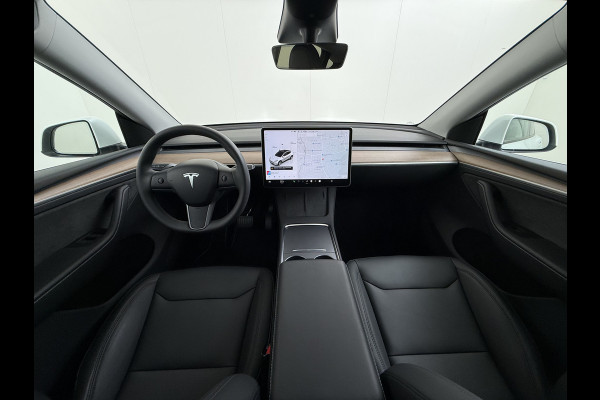 Tesla Model Y RWD 300pk SOH 95% Warmtepomp LFP-Accu Leer Lmv Camera's Panoramadak Adap.Cruise Navi Ecc Autopilot Stoel+Stuur+Achterbank Verwarming Elek.Achterklep Dodehoek detector Draadloze telefoonlader 1e Eigenaar Origineel Nederlandse Auto Fabrieksgarantie op Motor en Accu tot 08-03-2032/160.000km