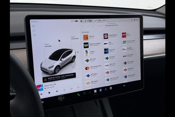 Tesla Model Y RWD 300pk SOH 95% Warmtepomp LFP-Accu Leer Lmv Camera's Panoramadak Adap.Cruise Navi Ecc Autopilot Stoel+Stuur+Achterbank Verwarming Elek.Achterklep Dodehoek detector Draadloze telefoonlader 1e Eigenaar Origineel Nederlandse Auto Fabrieksgarantie op Motor en Accu tot 08-03-2032/160.000km