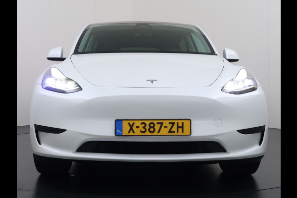 Tesla Model Y RWD 300pk SOH 95% Warmtepomp LFP-Accu Leer Lmv Camera's Panoramadak Adap.Cruise Navi Ecc Autopilot Stoel+Stuur+Achterbank Verwarming Elek.Achterklep Dodehoek detector Draadloze telefoonlader 1e Eigenaar Origineel Nederlandse Auto Fabrieksgarantie op Motor en Accu tot 08-03-2032/160.000km