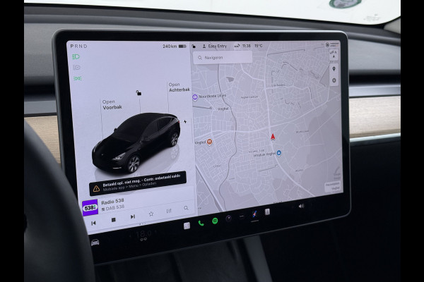 Tesla Model Y RWD SOH 95% Warmtepomp LFP-Accu Leder Lmv Camera's Panoramadak Adap.Cruise Navi Ecc Autopilot Stoel+Stuur+Achterbank Verwarming Elek.Achterklep Dodehoek detector Draadloze telefoonlader Origineel Nederlandse Auto Fabrieksgarantie op Motor en Accu tot 7-12-2030/160.000km