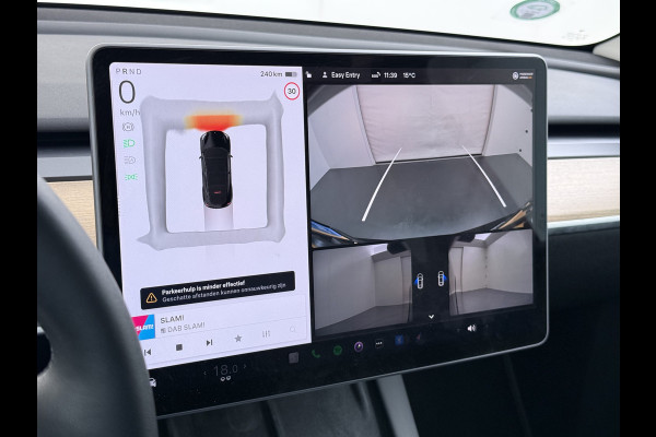 Tesla Model Y RWD SOH 95% Warmtepomp LFP-Accu Leder Lmv Camera's Panoramadak Adap.Cruise Navi Ecc Autopilot Stoel+Stuur+Achterbank Verwarming Elek.Achterklep Dodehoek detector Draadloze telefoonlader Origineel Nederlandse Auto Fabrieksgarantie op Motor en Accu tot 7-12-2030/160.000km