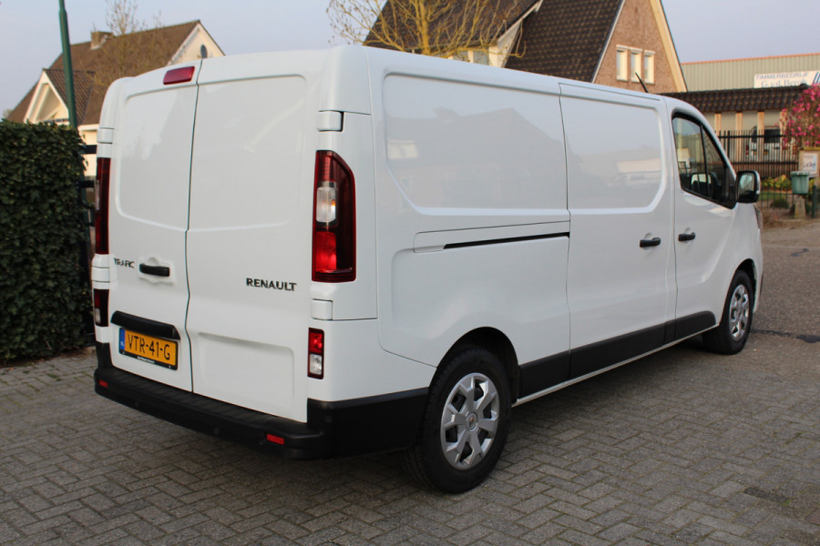 Renault Trafic 2.0 dCi 130PK Euro6 T30 L2H1 Work Edition ✓ 3-zits ✓ navigatie