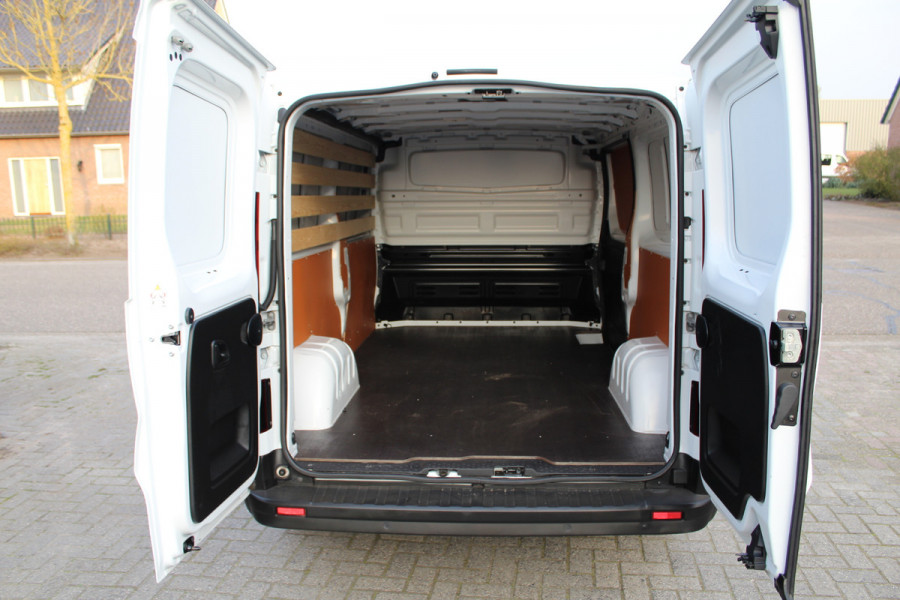 Renault Trafic 2.0 dCi 130PK Euro6 T30 L2H1 Work Edition ✓ 3-zits ✓ navigatie