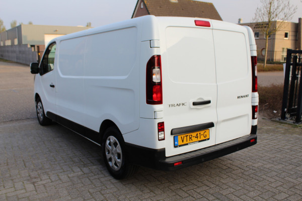 Renault Trafic 2.0 dCi 130PK Euro6 T30 L2H1 Work Edition ✓ 3-zits ✓ navigatie