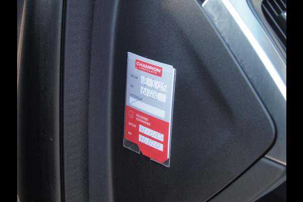 Jaguar I-PACE EV400 SE 90 kWh | Panoramadak | Camera | Head-Up Display | Meridian Audio | Stoelmemory |