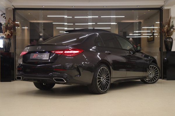 Mercedes-Benz C-Klasse 300 E AMG Line / PANO/HUD/CARPLAY/SFEERVERLICHTING/BOMVOL