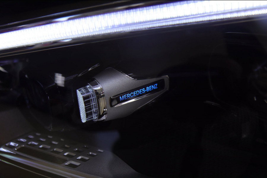 Mercedes-Benz C-Klasse 300 E AMG Line / PANO/HUD/CARPLAY/SFEERVERLICHTING/BOMVOL