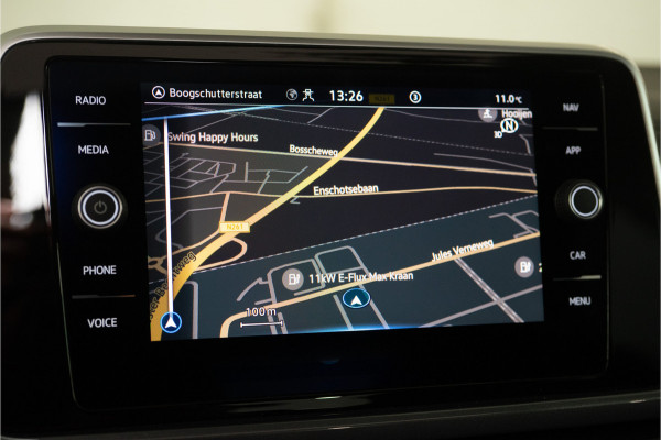 Volkswagen T-Roc 1.5 TSI Style 150PK Facelift | Pano | LED | Stoel&Stuur verw. | Carplay | Camera | 12 MND Garantie